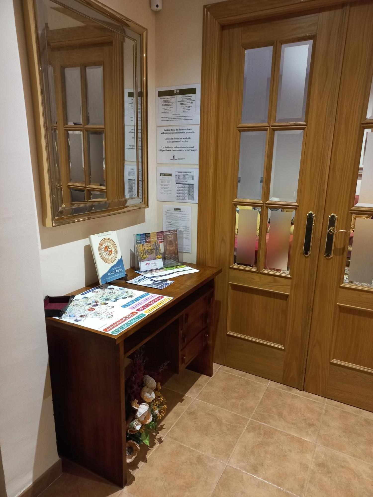 Casa Rural El Raso Almoguera 外观 照片
